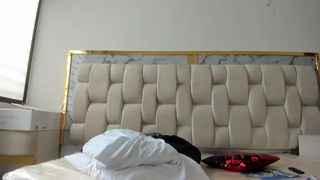 Hanna lens online show from January 2026 03:39:01 PM