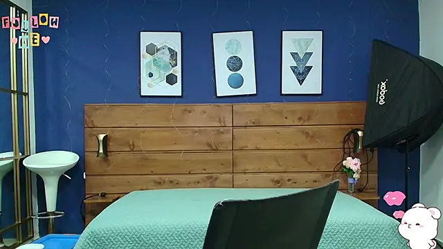 dahiana spark online show from March 2025 08:18:02 PM