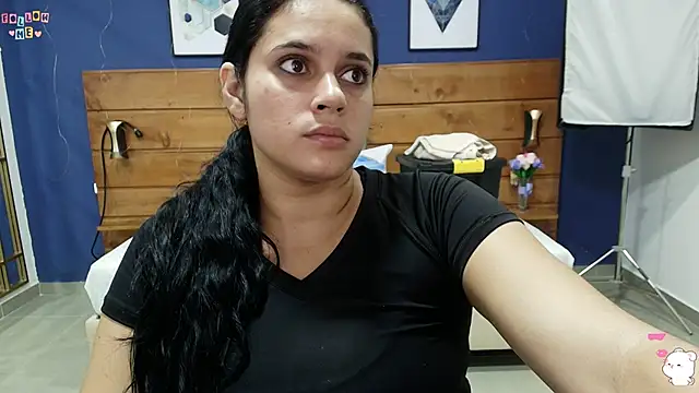 dahiana spark online show from September 2025 07:58:01 PM