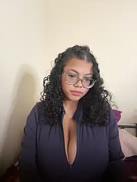 Snapshot of kelsmx chatting on December 2024 05:57:02 PM kelsmx online show from December 2024 05:57:02 PM