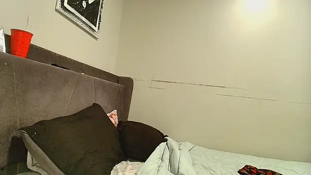 Naomiruty online show from October 2025 02:03:02 AM