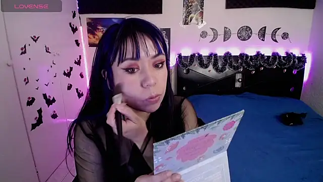Snapshot of _dhalia1_ chatting on December 2024 07:17:02 PM dhalia1 online show from December 2024 07:17:02 PM