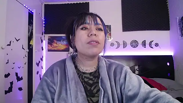 Snapshot of _dhalia1_ chatting on January 2025 02:22:02 AM dhalia1 online show from January 2025 02:22:02 AM