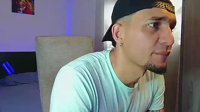 Snapshot of Jeff_Kent2 chatting on November 2025 07:12:01 PM Jeff Kent2 online show from November 2025 07:12:01 PM