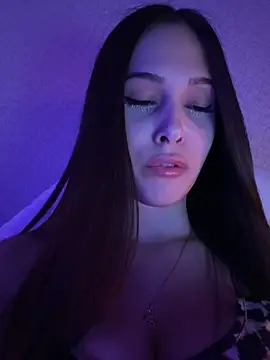 Snapshot of EricaWalls chatting on December 2024 09:06:01 PM EricaWalls online show from December 2024 09:06:01 PM