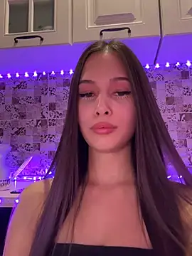 Snapshot of EricaWalls chatting on December 2024 11:53:01 PM EricaWalls online show from December 2024 11:53:01 PM