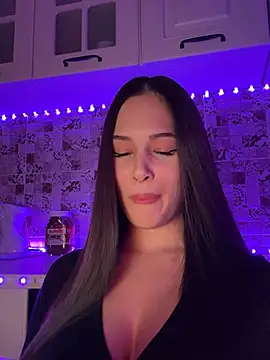 Snapshot of EricaWalls chatting on January 2025 06:47:01 PM EricaWalls online show from January 2025 06:47:01 PM