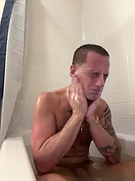 PeytonJohnn online show from October 2025 09:17:02 PM