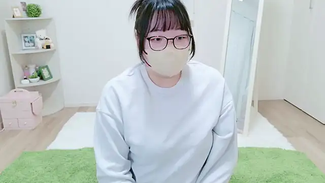 Snapshot of o-Aya-o chatting on February 2025 03:18:02 PM o-Aya-o online show from February 2025 03:18:02 PM