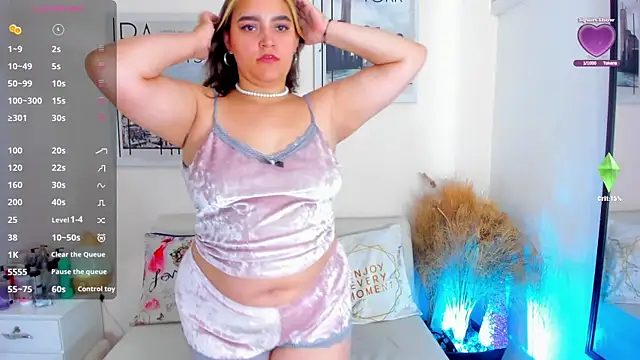 Snapshot of katy_giil chatting on December 2024 02:59:01 PM katy giil online show from December 2024 02:59:01 PM