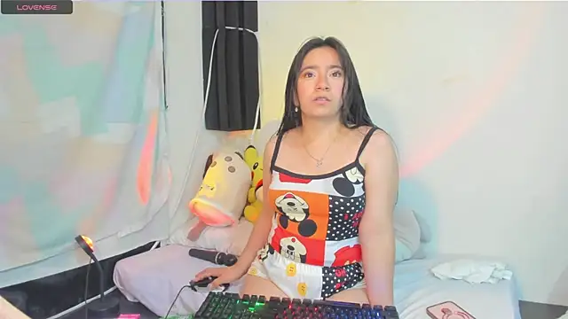 litle mily  online show from April 2026 09:54:01 PM