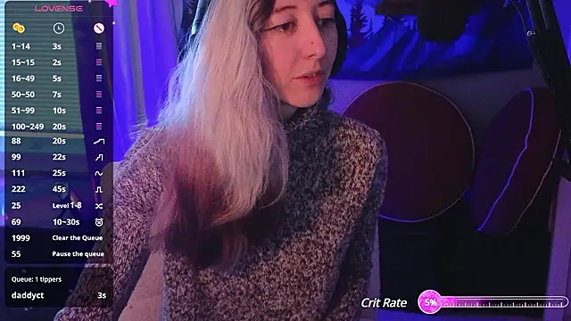 Snapshot of lovelylucyy chatting on December 2024 08:33:01 PM lovelylucyy online show from December 2024 08:33:01 PM