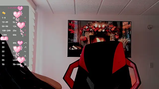 Snapshot of Charlotte_greys chatting on October 2025 02:08:02 PM Charlotte greys online show from October 2025 02:08:02 PM