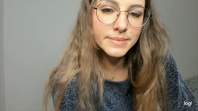 Snapshot of sophia_euphoriaa chatting on December 2024 06:55:02 AM sophia euphoriaa online show from December 2024 06:55:02 AM