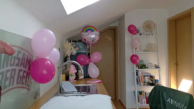 BrownieyQueen online show from April 2026 06:55:02 AM
