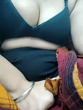 Snapshot of Shana-12 chatting on December 2024 07:00:01 PM Shana-12 online show from December 2024 07:00:01 PM