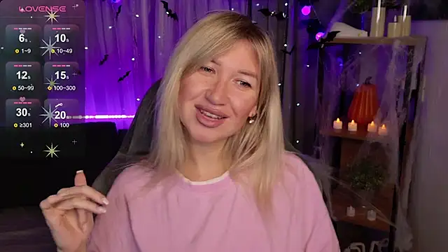 MilaBott online show from October 2025 07:56:02 PM