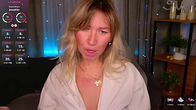 MilaBott online show from April 2026 07:22:01 PM