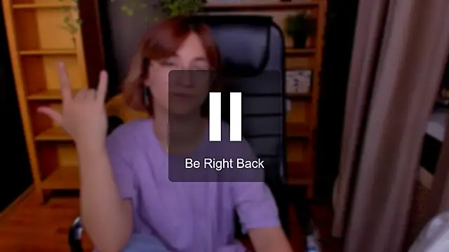 Moon13152 online show from October 2025 08:53:02 PM