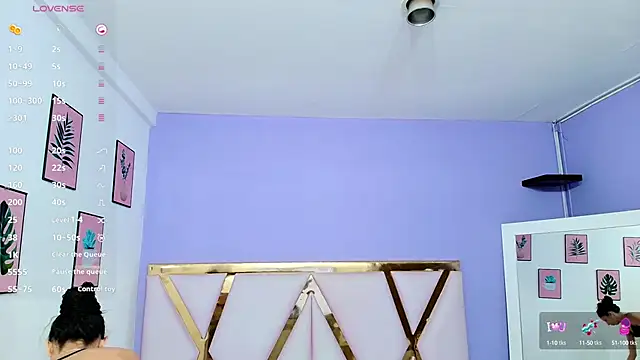 Snapshot of Beautifulskinny18 chatting on January 2025 07:46:01 PM Beautifulskinny18 online show from January 2025 07:46:01 PM