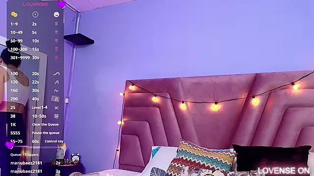 Snapshot of Beautifulskinny18 chatting on March 2025 07:50:02 PM Beautifulskinny18 online show from March 2025 07:50:02 PM