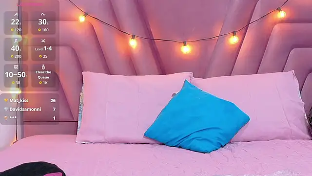 Snapshot of Beautifulskinny18 chatting on October 2025 07:40:01 PM Beautifulskinny18 online show from October 2025 07:40:01 PM