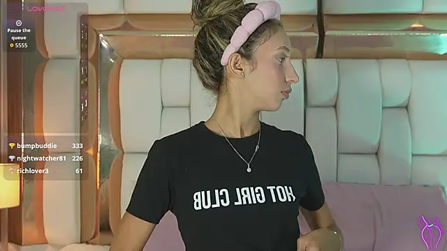 Beautifulskinny18 online show from April 2026 07:49:01 PM