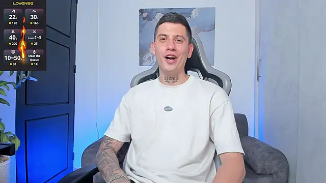 Yeiko Romero  online show from October 2025 07:20:02 PM