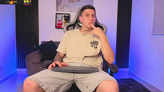 Yeiko Romero  online show from July 2026 10:16:02 PM