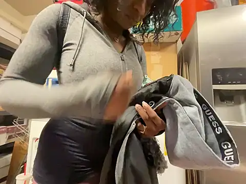 wynterheat online show from March 2026 03:45:01 AM