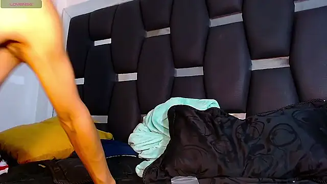 Snapshot of RyanRizzo chatting on February 2025 05:21:01 AM RyanRizzo online show from February 2025 05:21:01 AM