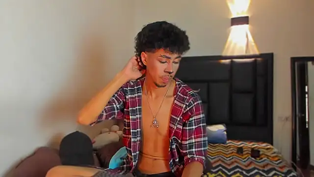 Snapshot of RyanRizzo chatting on October 2025 12:50:02 PM RyanRizzo online show from October 2025 12:50:02 PM