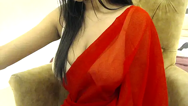 Snapshot of chhui_mui chatting on December 2024 04:47:02 PM chhui mui online show from December 2024 04:47:02 PM