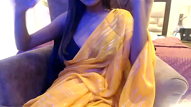 Snapshot of chhui_mui chatting on February 2025 12:05:02 AM chhui mui online show from February 2025 12:05:02 AM