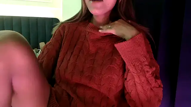 Snapshot of chhui_mui chatting on January 2026 06:20:01 PM chhui mui online show from January 2026 06:20:01 PM