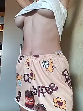 Snapshot of Nandasant09 chatting on February 2025 04:08:01 PM Nandasant09 online show from February 2025 04:08:01 PM