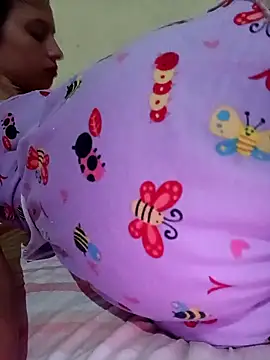 Snapshot of Nandasant09 chatting on March 2025 11:42:01 PM Nandasant09 online show from March 2025 11:42:01 PM