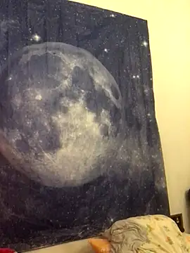 Snapshot of fantasymade69 chatting on December 2024 11:44:01 AM fantasymade69 online show from December 2024 11:44:01 AM