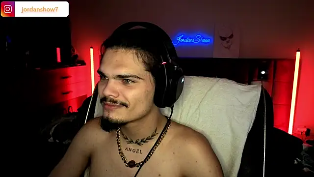 JordanShow online show from November 2025 04:13:02 AM