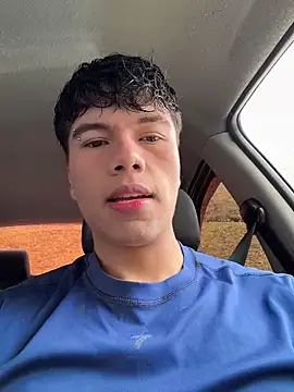 Logan smith1 online show from October 2025 06:17:01 PM