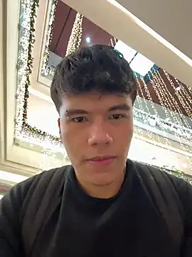 Logan smith1 online show from December 2025 08:03:02 PM