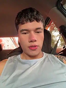 Snapshot of Logan_smith1 chatting on June 2026 10:03:02 PM Logan smith1 online show from June 2026 10:03:02 PM