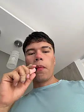 Snapshot of Logan_smith1 chatting on June 2026 08:09:02 PM Logan smith1 online show from June 2026 08:09:02 PM