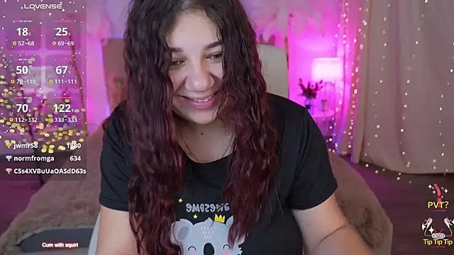 Snapshot of JulietDream chatting on January 2025 03:39:02 AM JulietDream online show from January 2025 03:39:02 AM