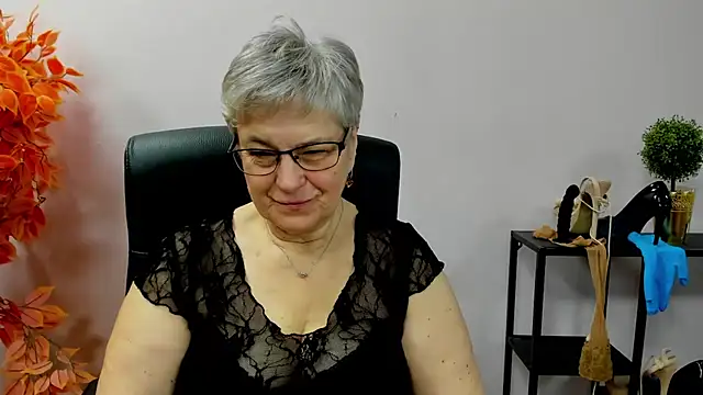 IrisDream online show from October 2025 07:20:01 AM