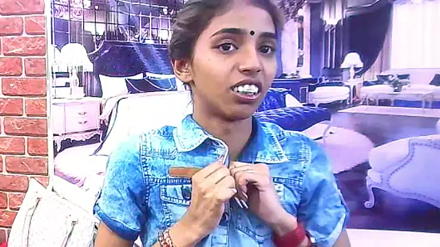 IndianSexySlender online show from December 2025 05:23:01 AM