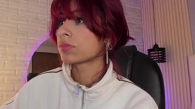 Snapshot of cloe__palmer chatting on December 2024 03:58:01 PM cloe palmer online show from December 2024 03:58:01 PM