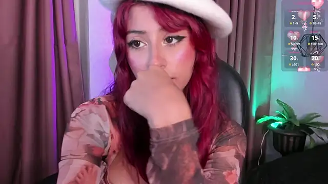 Snapshot of cloe__palmer chatting on March 2025 12:15:02 PM cloe palmer online show from March 2025 12:15:02 PM