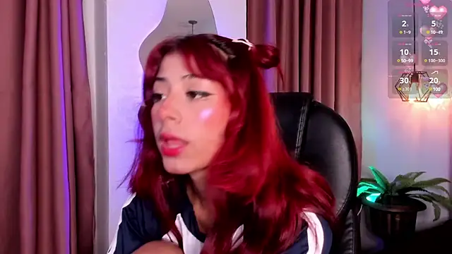 Snapshot of cloe__palmer chatting on March 2025 12:06:02 PM cloe palmer online show from March 2025 12:06:02 PM