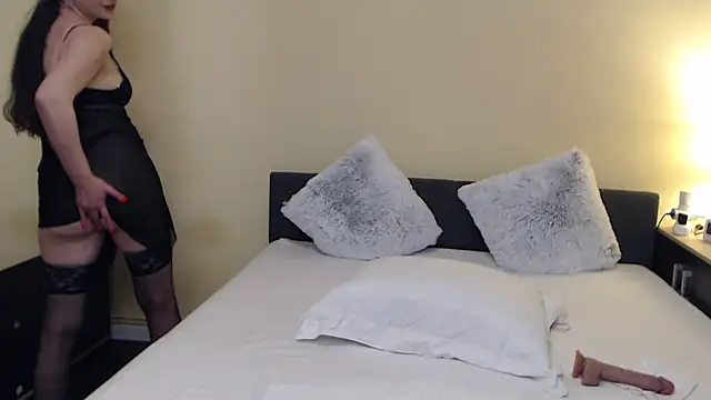 Melissa Mely online show from January 2025 04:44:02 AM